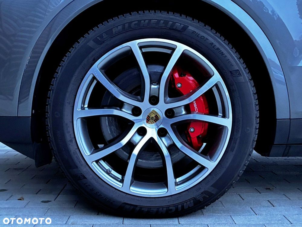 Porsche Cayenne 2024