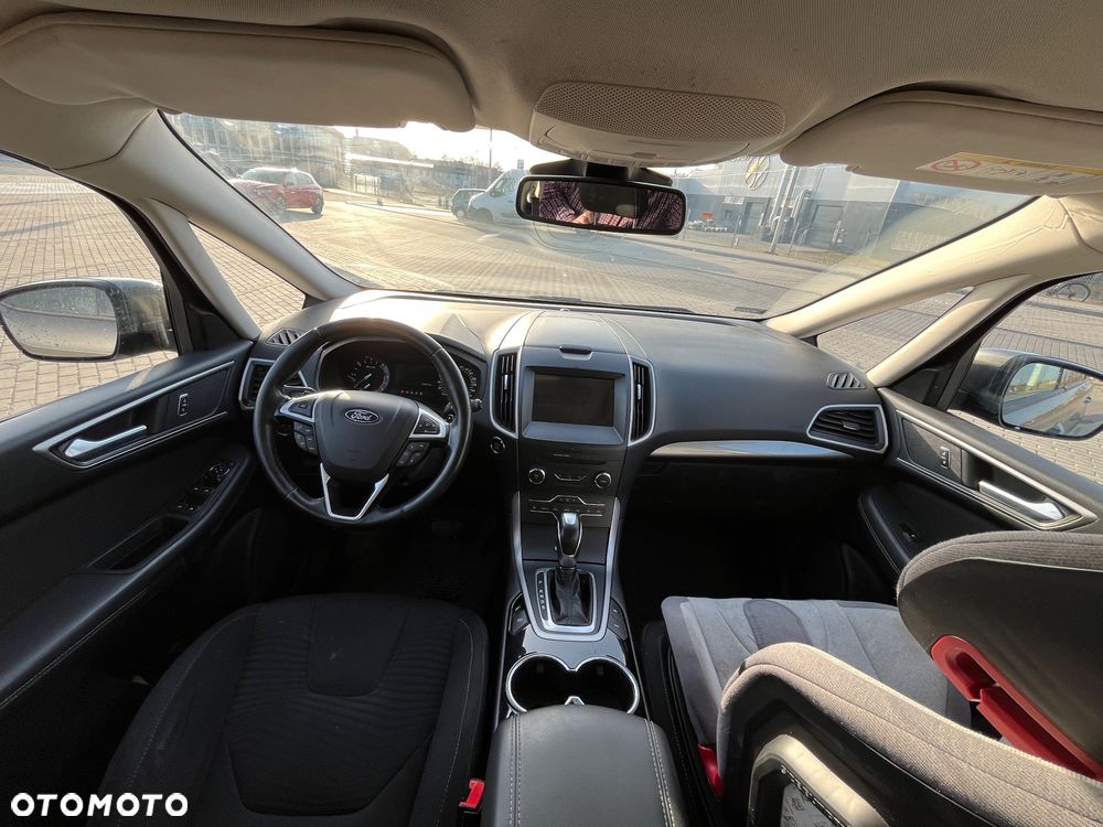 Ford S-Max 2.0 TDCi Titanium PowerShift - 9