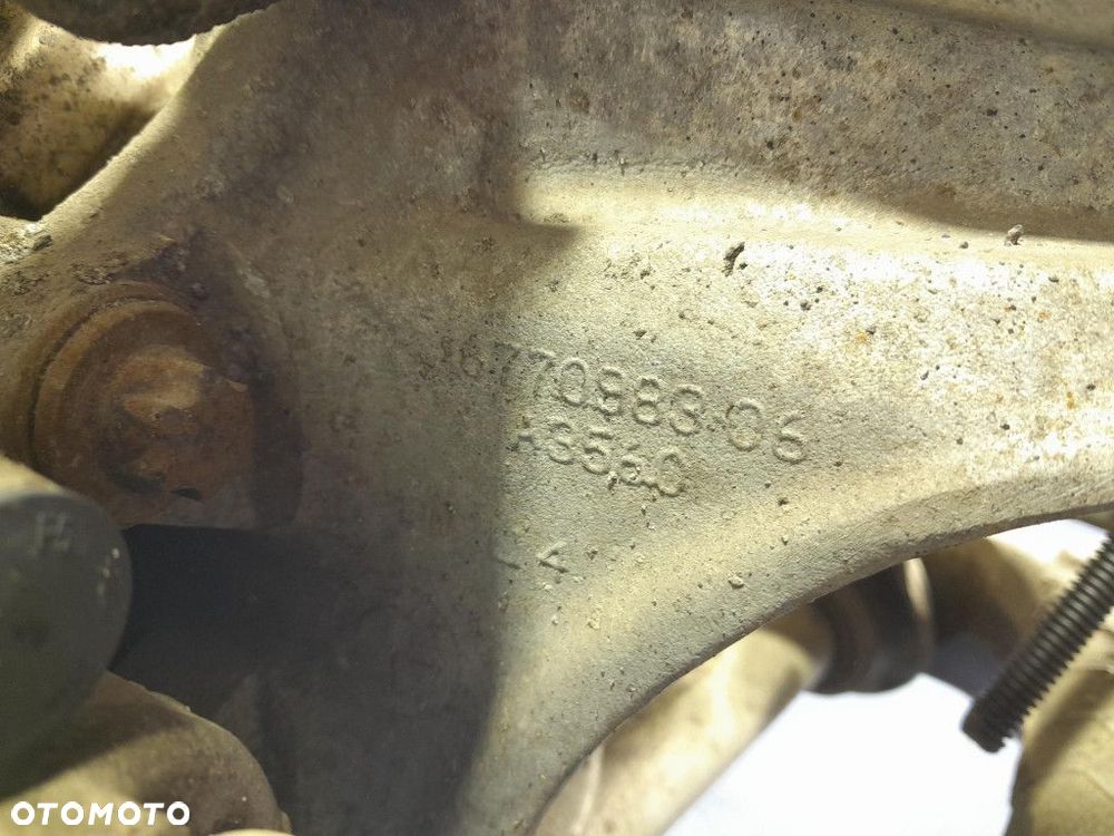 BMW X5 E70 LIFT 3.0 B 306 KM ZWROTNICA PIASTA TYŁ TYLNA LEWA 6770953 - 6