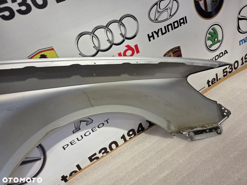 AUDI 8V0 HB , LIFT 12-20 ŁADNY LEWY BŁOTNIK PRZEDNI PRZÓD SREBRNY METALIK NR AUKCJI BŁ266 - 19