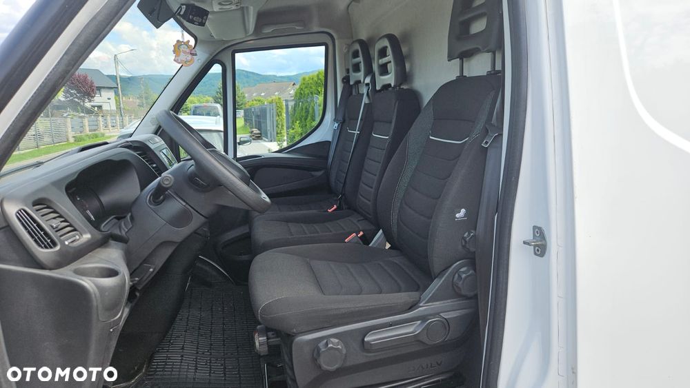 Iveco DAILY - 15