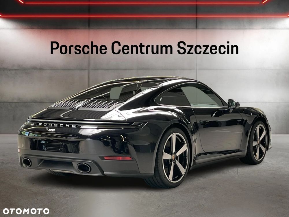 Porsche 911 Carrera S - 5