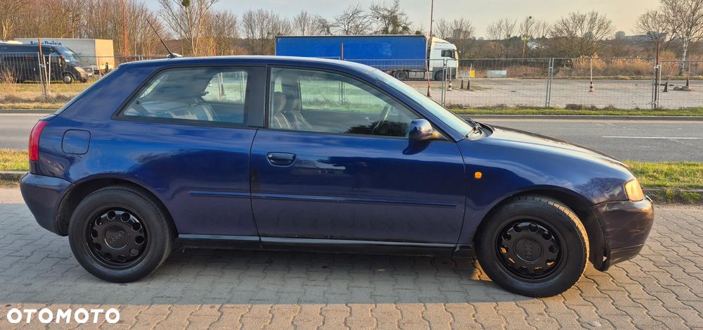 Audi A3 3-drzwiowe 1.9 TDI Attraction - 5