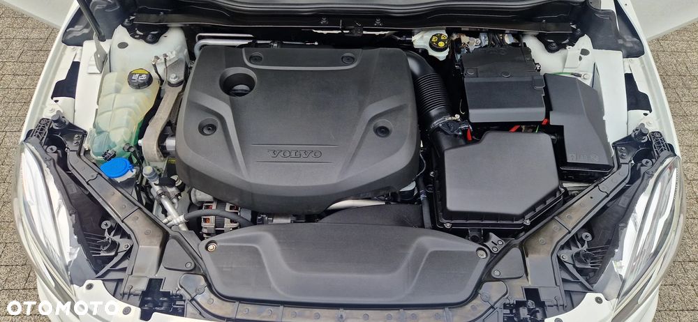 Volvo V40 - 16