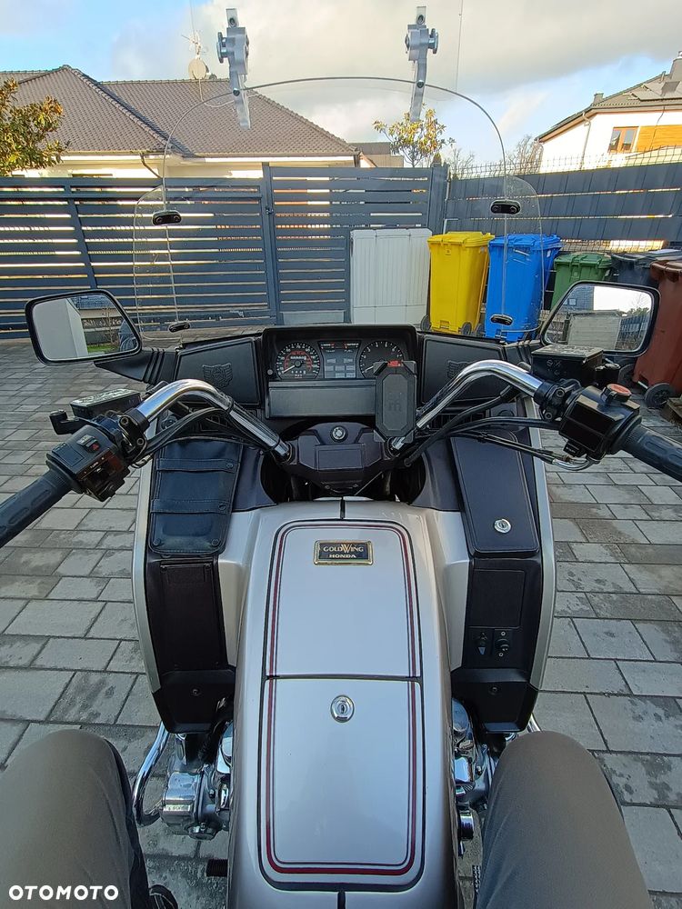 Honda GL - 8