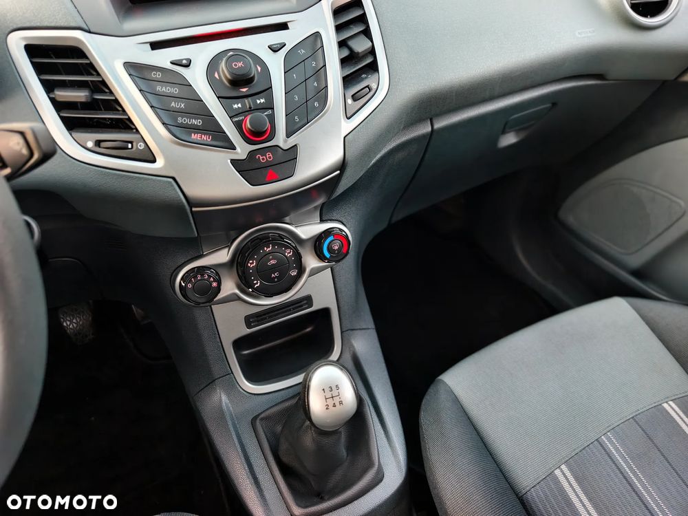 Ford Fiesta 1.25 Viva - 14