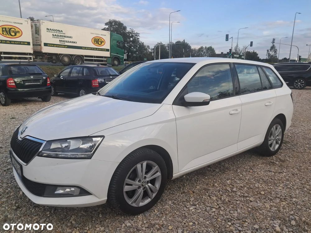 Skoda Fabia - 23