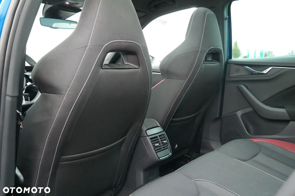 Skoda Kamiq 1.5 TSI Monte Carlo DSG - 8
