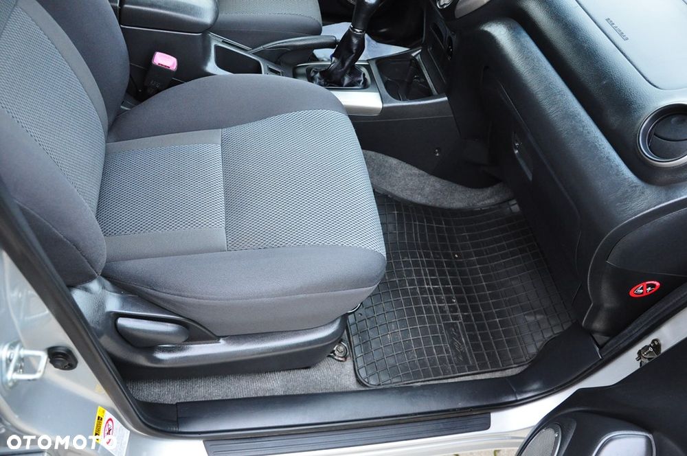 Toyota RAV4 1.8 VVT-i 4x2 - 29