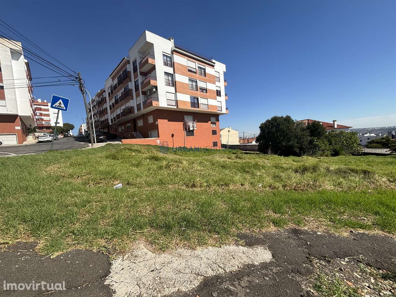 Terreno Para Construção  Venda em Mina de Água,Amadora - Grande imagem: 2/10