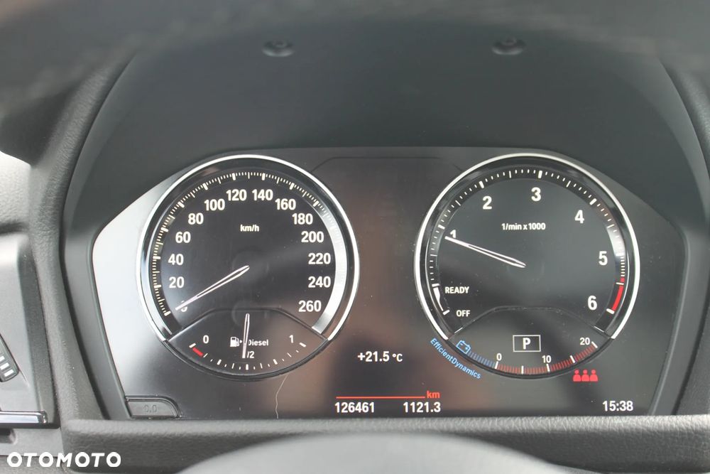 BMW Seria 2 216d - 25