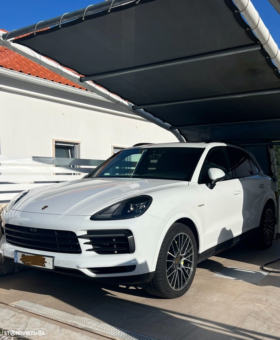 Porsche Cayenne E-Hybrid - 1