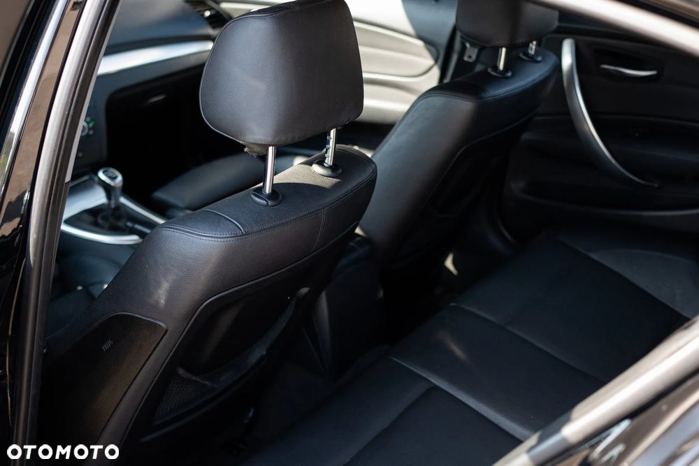BMW Seria 1 120d DPF - 7