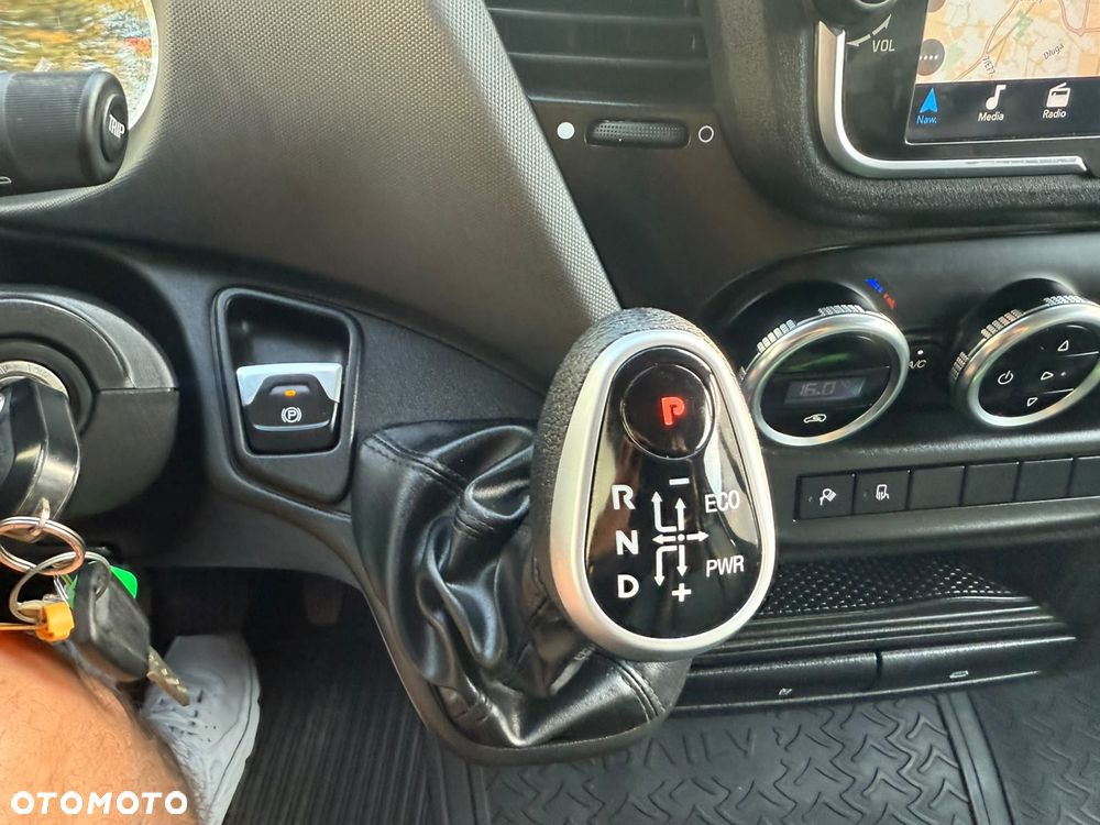 Iveco Daily 35S180, 3.0 180KM, L3H2, HiMatic, Winda, Niski przebieg - 38