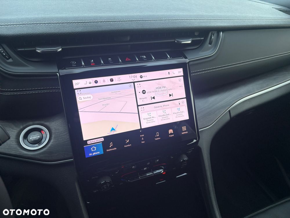 Jeep Grand Cherokee - 32