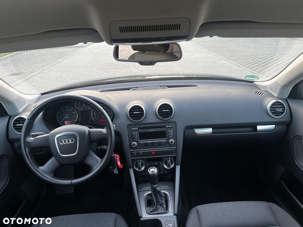 Audi A3 Sportback 1.2 TFSI Ambiente - 24