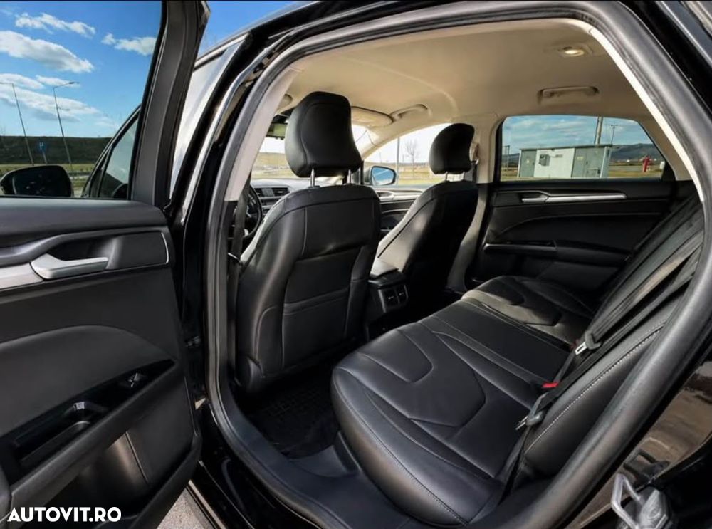 Ford Mondeo 2.0 TDCi Powershift - 3