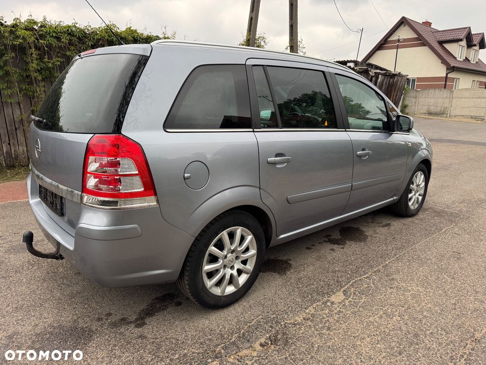 Opel Zafira 1.8 Easytronic Innovation 110 Jahre - 10