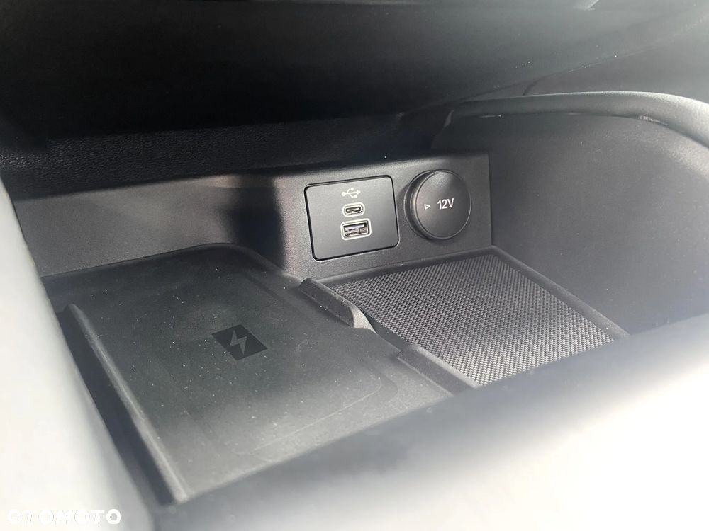 Ford Kuga 2.5 FHEV FWD ST-Line X eCVT - 21