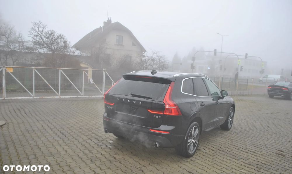Volvo XC 60 T5 AWD Geartronic RDesign - 4