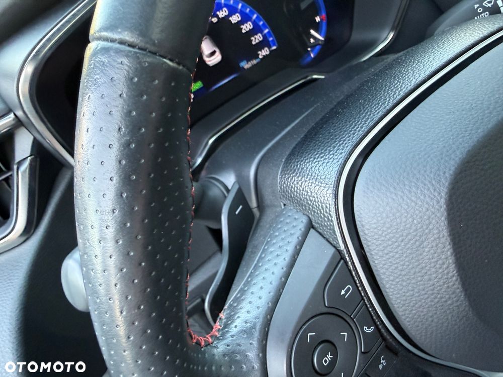 Toyota Corolla 2.0 Hybrid GR Sport - 32