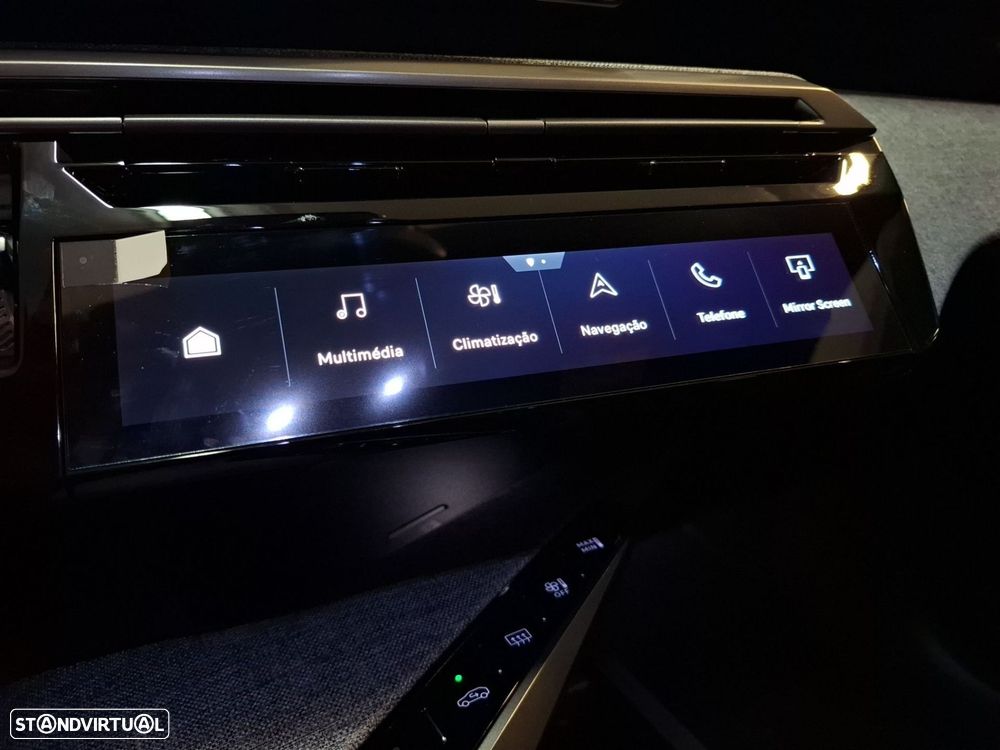 Peugeot e-5008 73 kWh Allure — fotografia 18