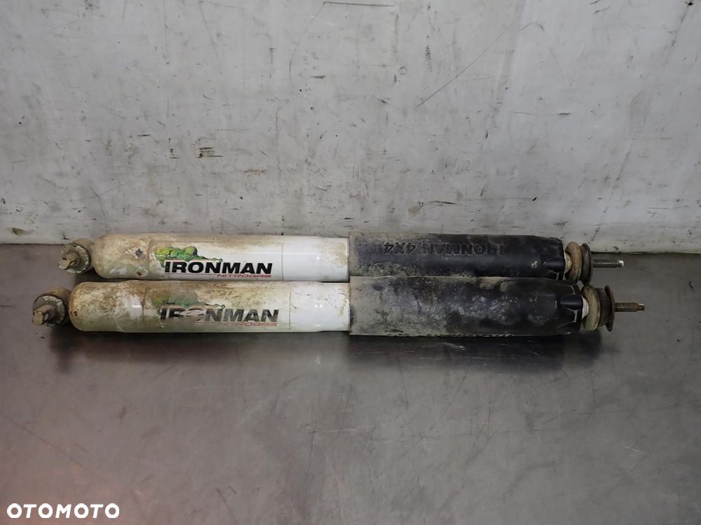 AMORTYZATORY TYLNE LIFT 2 CALE JEEP GRAND CHEROKEE 4.0 - 3