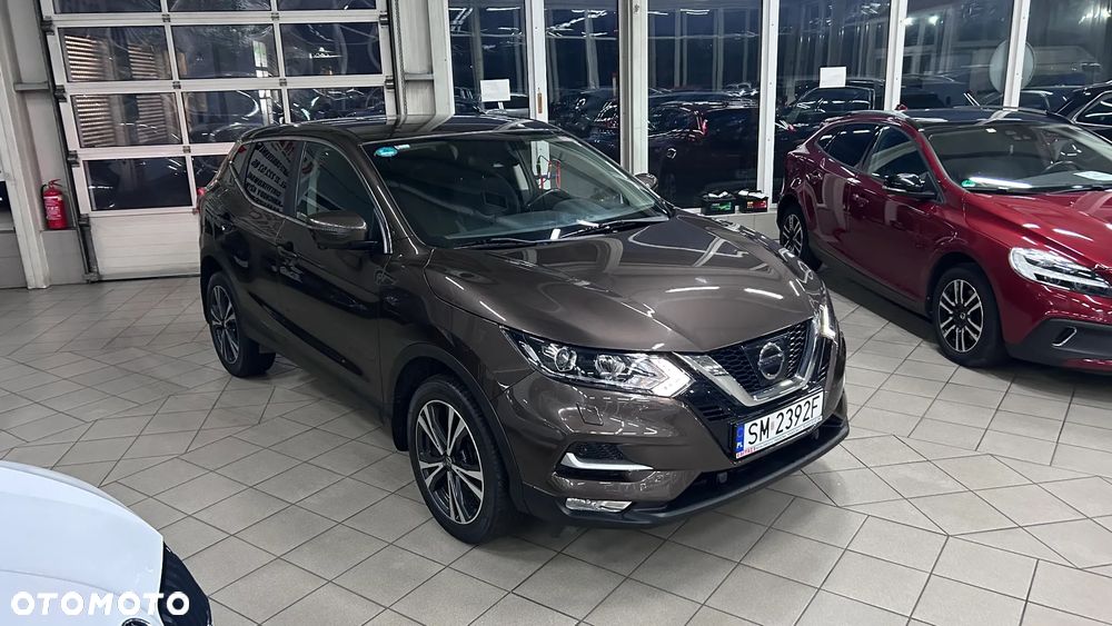 Nissan Qashqai 1.2 DIG-T N-Connecta EU6 - 4