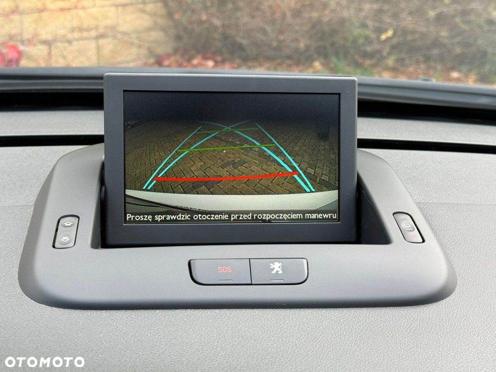 Peugeot 5008 2.0 BlueHDi Allure 7os - 26