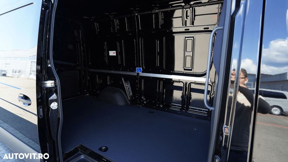 Mercedes-Benz sprinter - 5