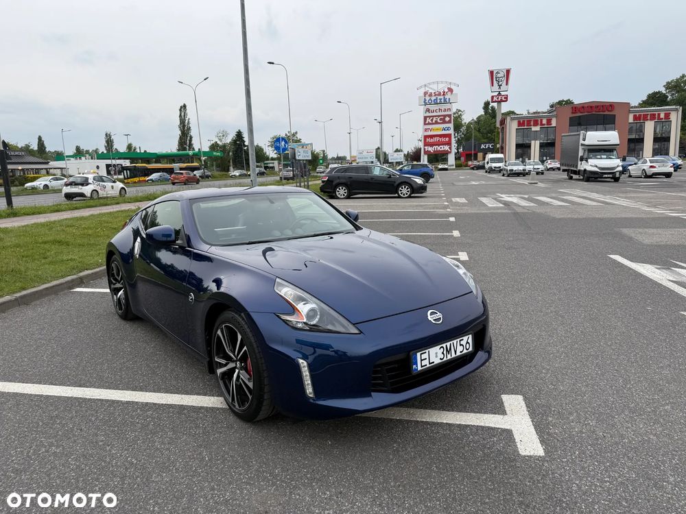 Nissan 370 Z Standard - 8