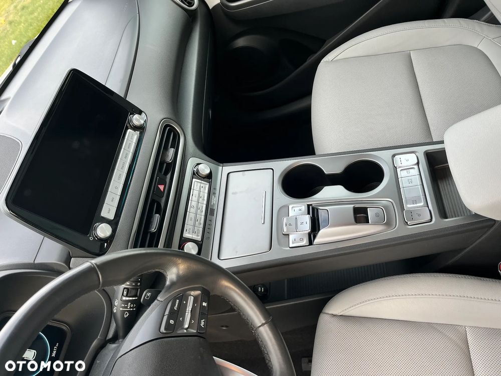 Hyundai Kona 64kWh Platinum - 14