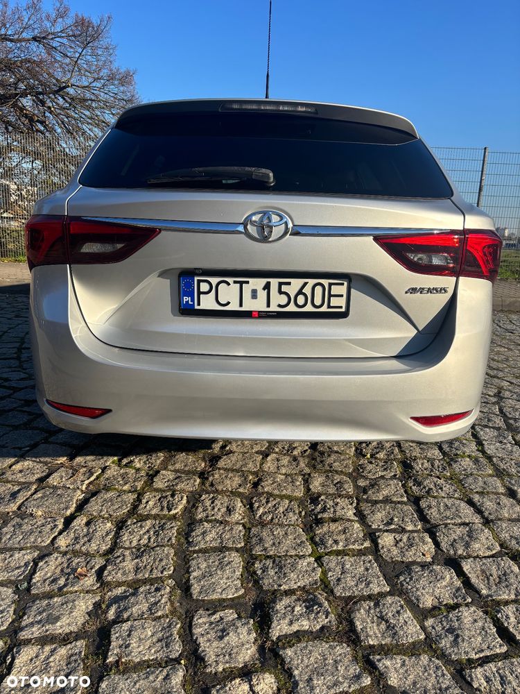 Toyota Avensis 1.8 Active MS - 8