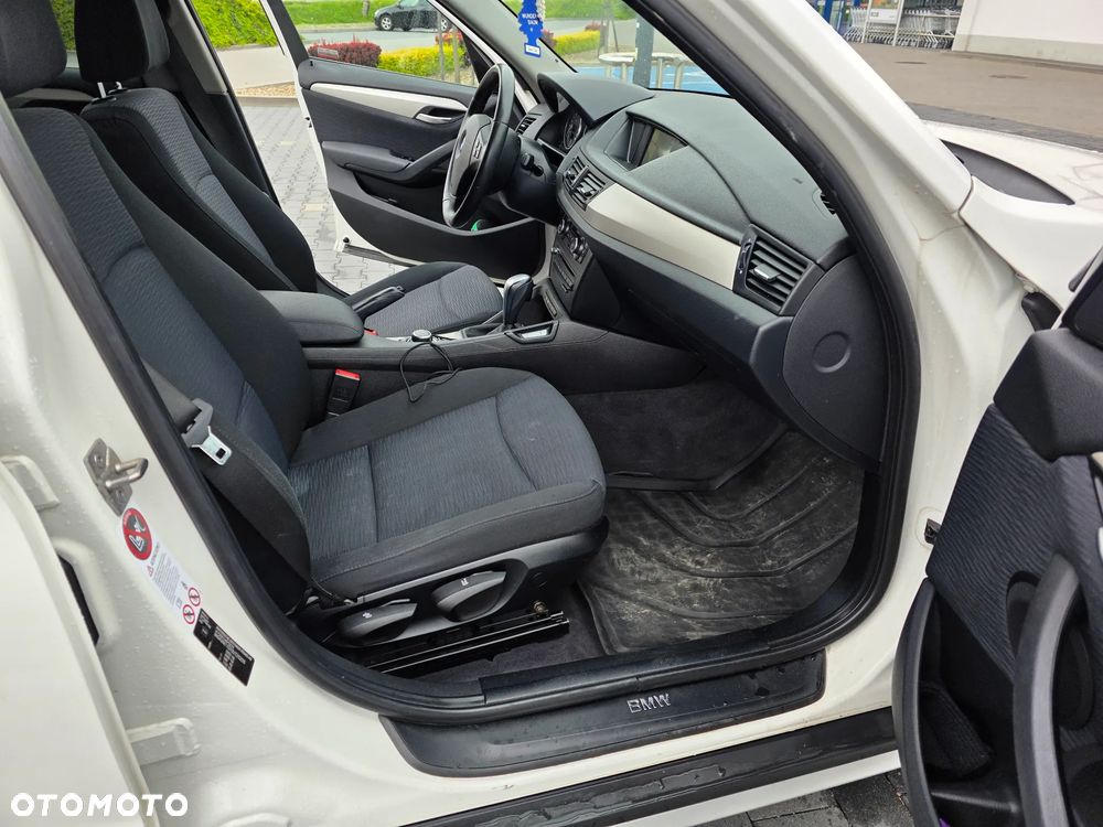 BMW X1 sDrive18d - 9