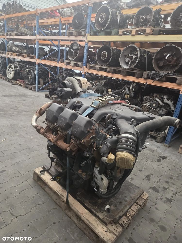 SILNIK MERCEDES ACTROS  OM501 V6 - 4