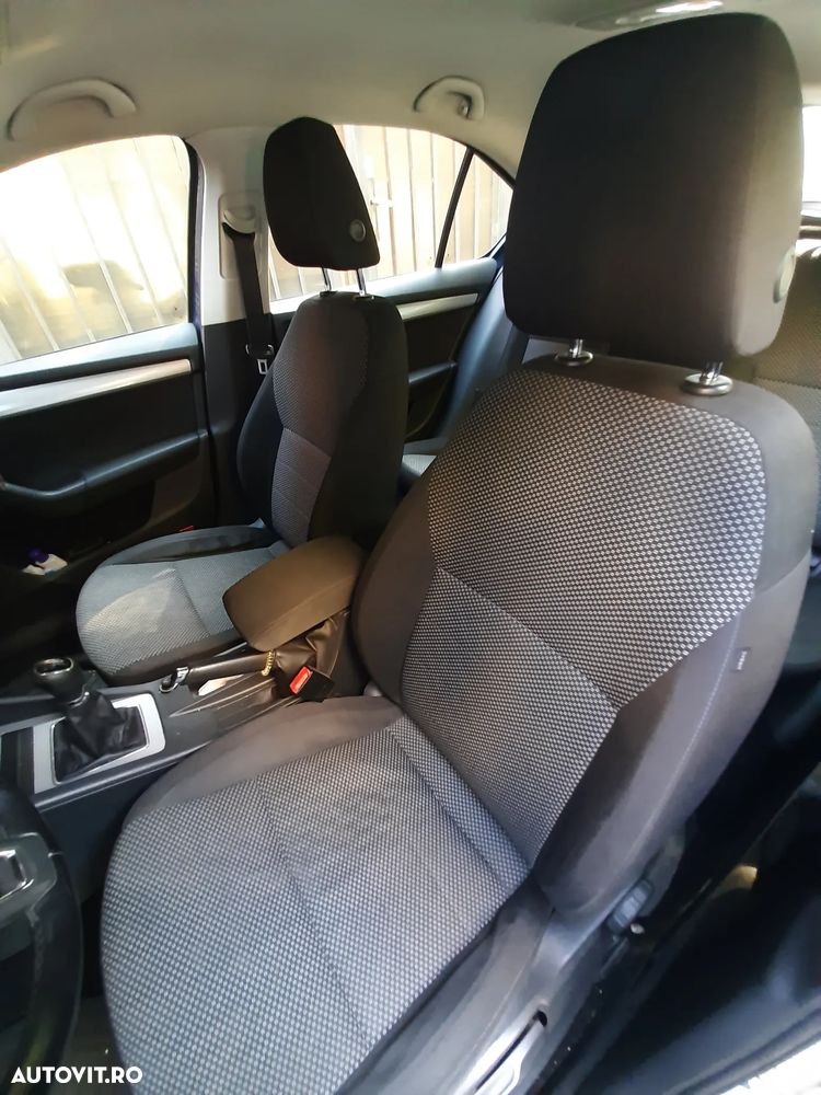 Skoda Octavia 1.6 TDI 4X4 Ambition - 4