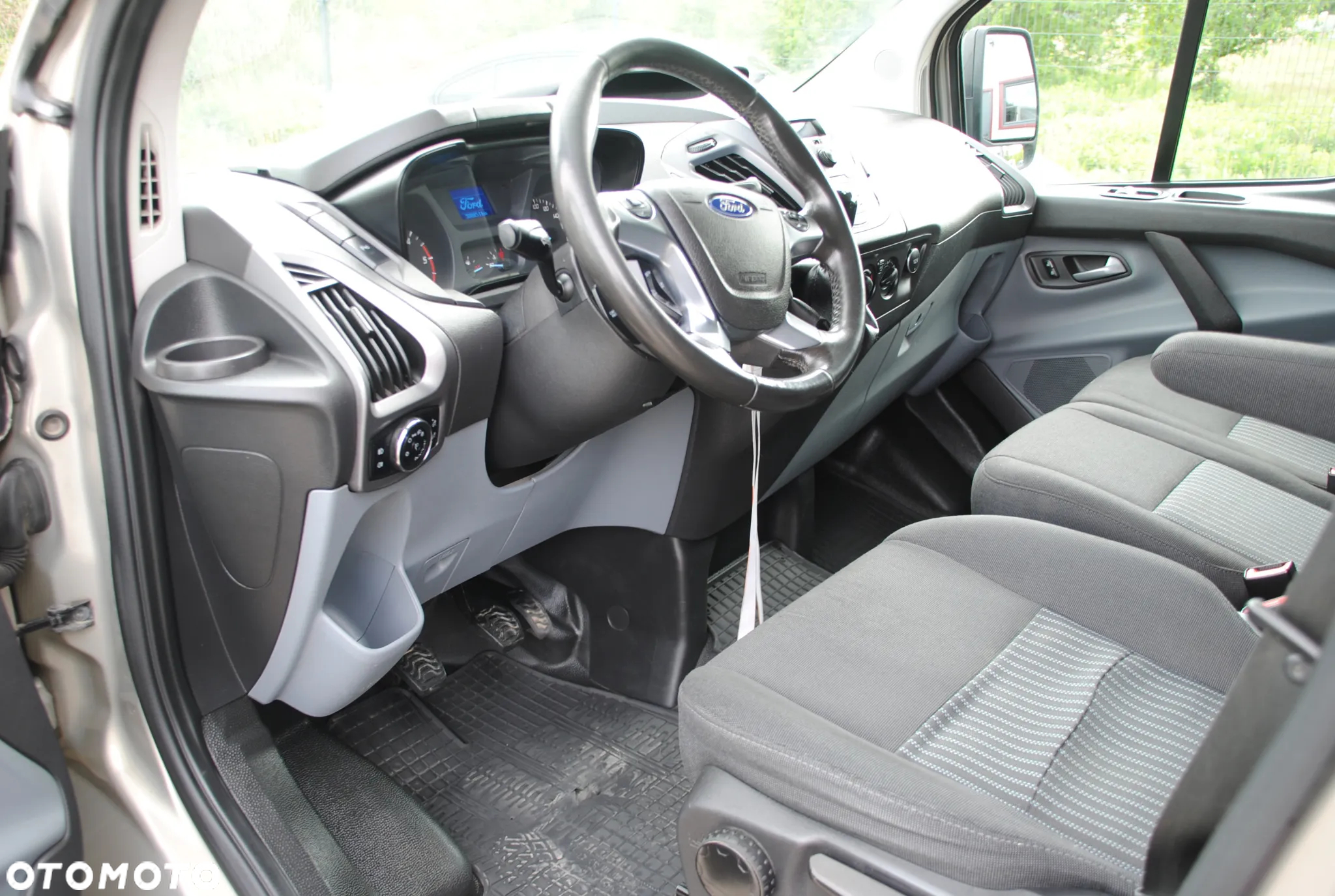 Ford Transit Custom 310 L2H1 Limited - 10