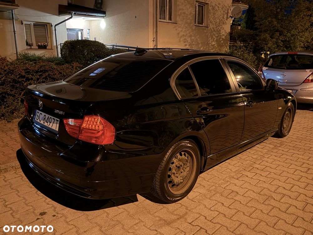 BMW Seria 3 318i - 2