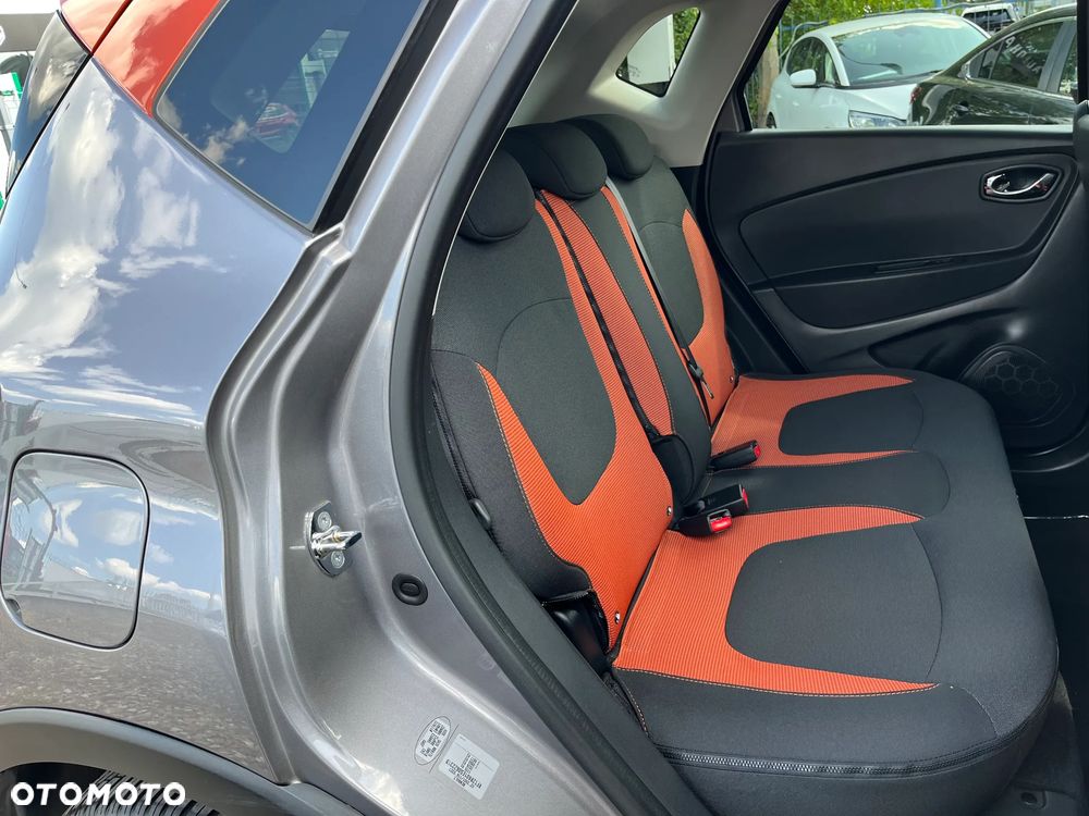 Renault Captur - 31