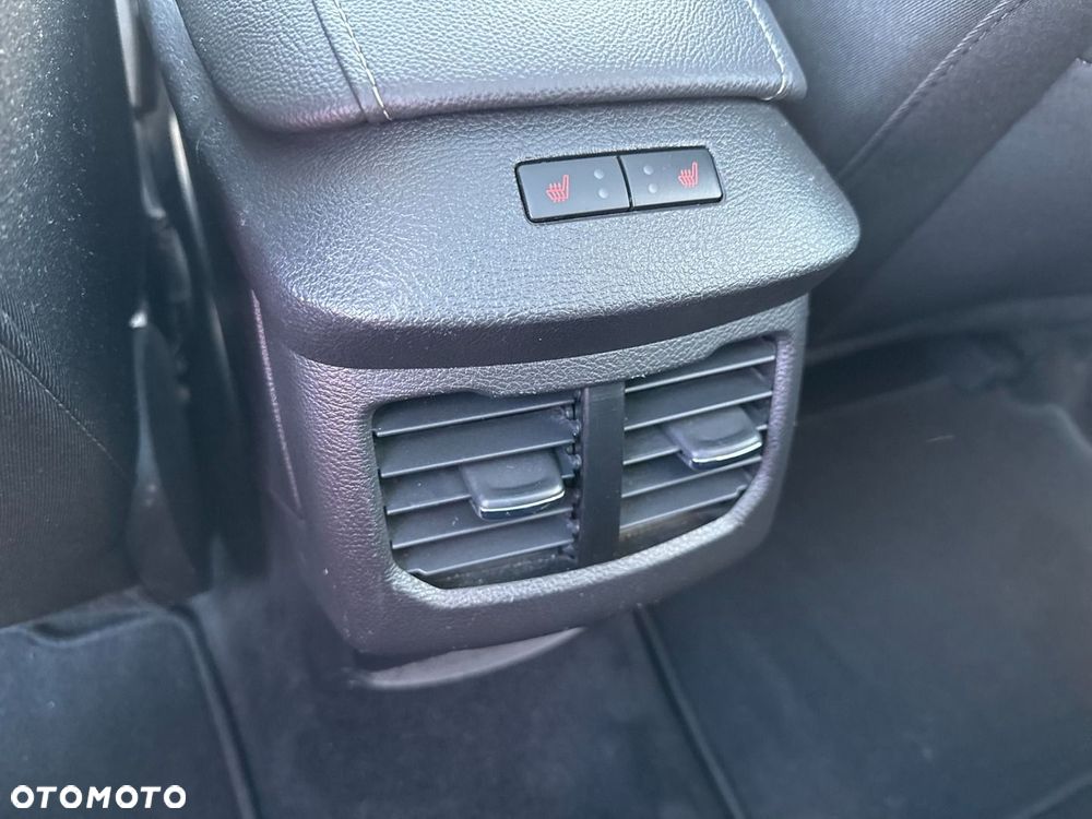 Ford Mondeo - 25