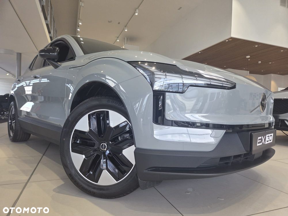 Volvo EX30 69kWh Single Motor Long Range Plus - 3