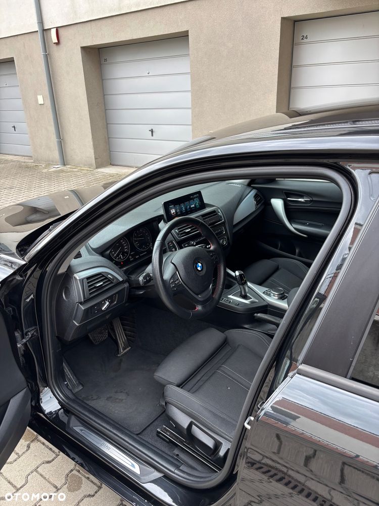 BMW Seria 1 118i Sport Line - 9