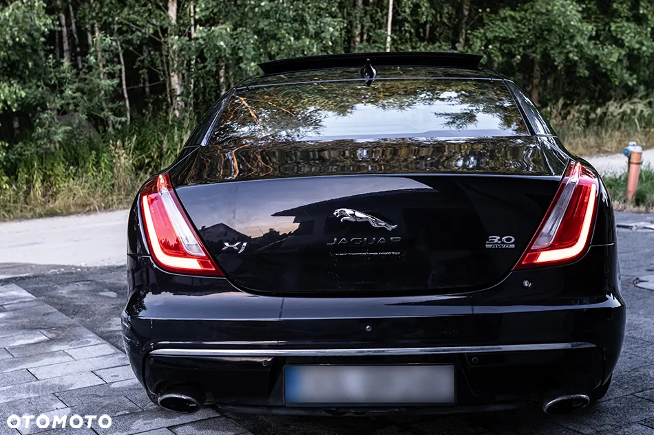 Jaguar XJ 3.0 T AWD Premium Luxury - 10