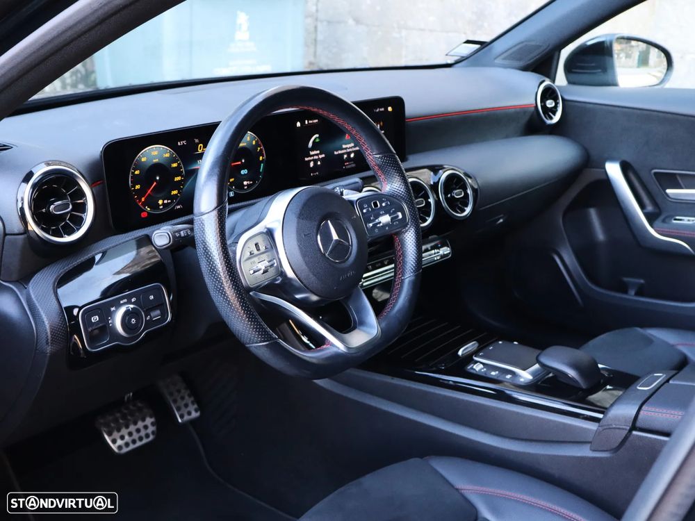 Mercedes-Benz A 250 e AMG Line - 40