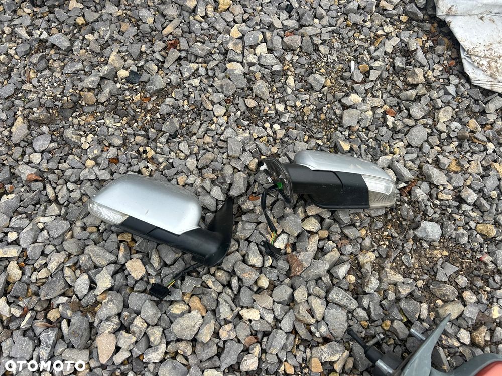 KL Lusterko Lewe Prawe Skoda Octavia II 7 PIN Eu Srebrne