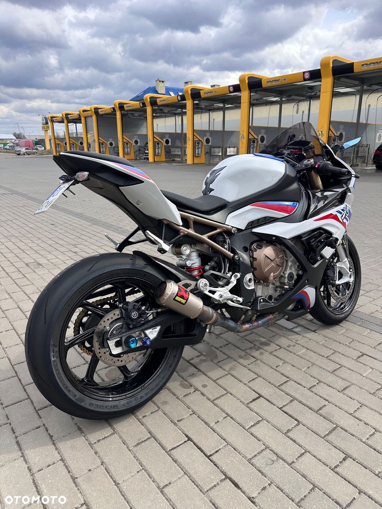 BMW S - 2