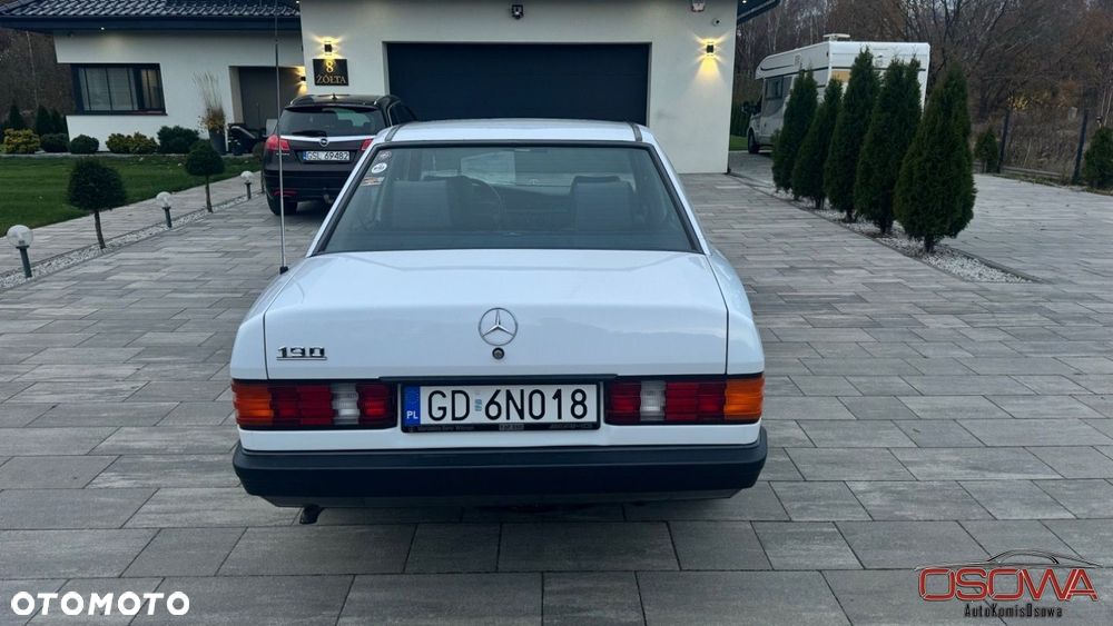 Mercedes-Benz W201 (190) - 19