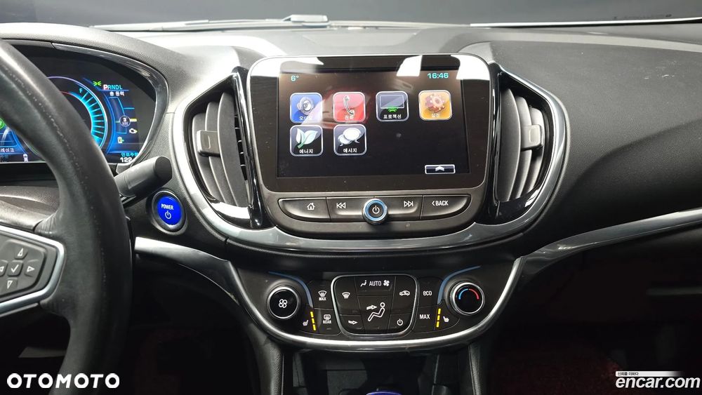 Chevrolet Volt - 15