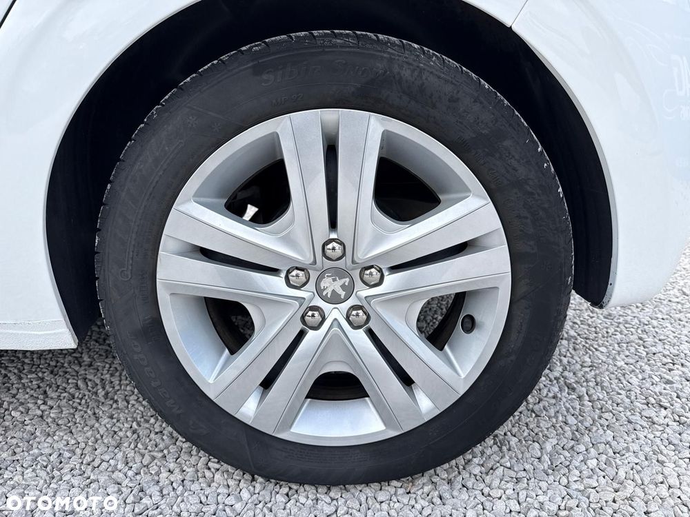Peugeot 208 PureTech 82 Start & Stop Style - 10