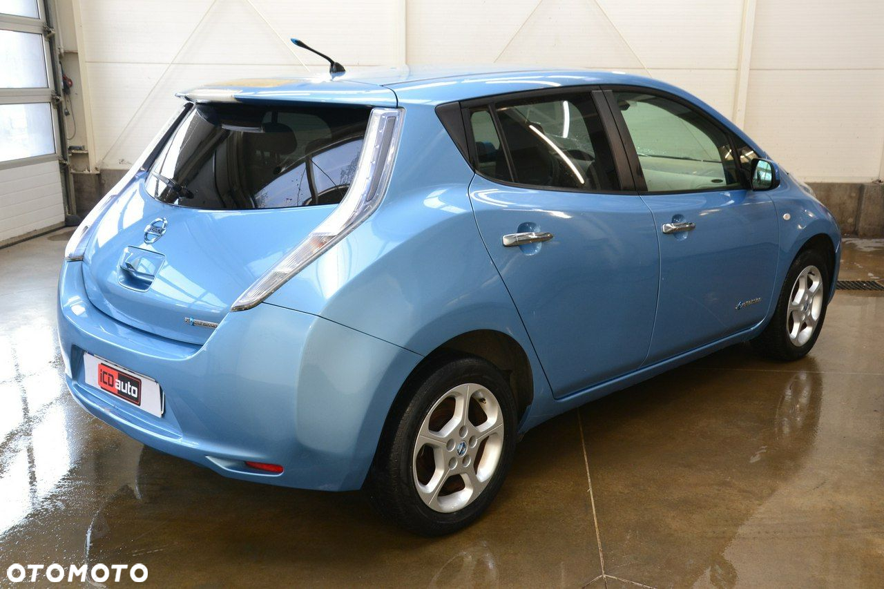 Nissan Leaf - 7